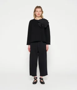 crew neck long sleeve tee
