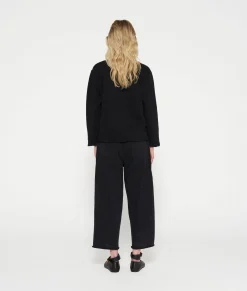 crew neck long sleeve tee