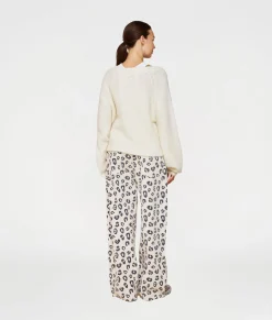 cropped v-neck sweater knit