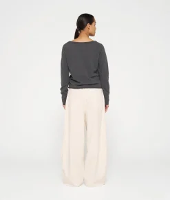 easy icon sweater