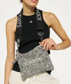padded pouch fleece