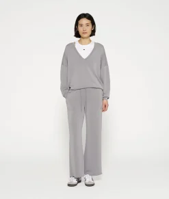 v-neck sweater scuba