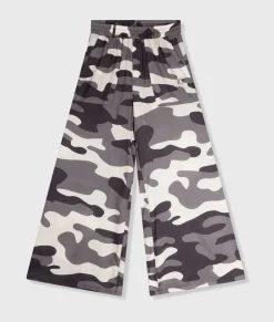 wide pants camo